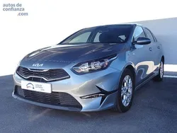 Gris Usado 2024 Kia Ceed | 19.900 € (Precio justo)