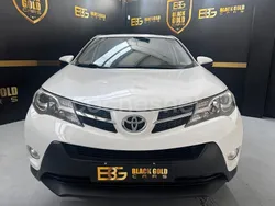 Blanco Usado 2015 Toyota RAV4 Advance SUV | 13.990 € (Buen precio)
