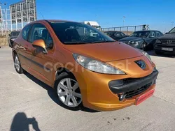 Naranja Usado 2006 Peugeot 207 Berlina | 3500 € (Precio justo)
