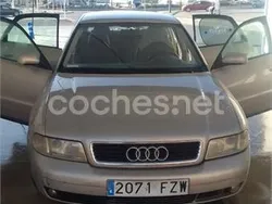 Beige Usado 2000 Audi A4 Berlina | 1600 €