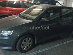 Gris / plata Usado 2016 Skoda Fabia Ambition Utilitario | 5999 € (Super precio)