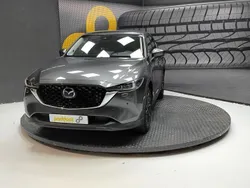 Gris / plata Usado 2023 Mazda CX-5 SUV | 28.500 € (Precio justo)
