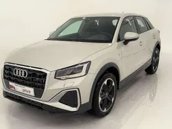 Plateado Usado 2025 Audi Q2 SUV | 38.950 € (Un poco caro)