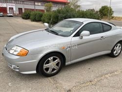 Gris / plata Usado 2003 Hyundai Coupé Coupe | 4150 €