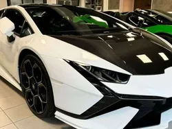 Blanco Usado 2023 Lamborghini Huracán Coupe | 373.900 €