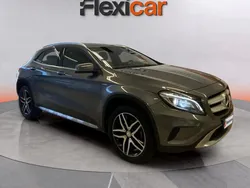 Gris Usado 2017 Mercedes GLA180 SUV | 17.290 €