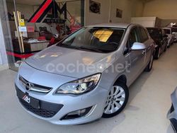 Gris / plata Usado 2013 Opel Astra Excellence Berlina | 10.990 € (Caro)