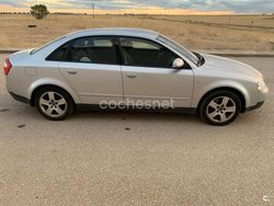 Gris / plata Usado 2001 Audi A4 Berlina | 5000 € (Caro)