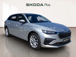Gris / plata Nuevo 2025 Skoda Scala Selection Utilitario | 22.900 € (Precio justo)