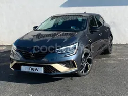 Gris / plata Usado 2023 Renault Mégane IV Berlina | 33.771 €