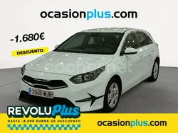 Blanco Usado 2023 Kia Ceed Berlina | 18.490 € (Precio justo)