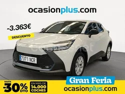 Blanco Nuevo 2025 Toyota C-HR Active SUV | 30.290 € (Buen precio)