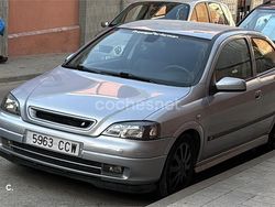 Gris / plata Usado 2002 Opel Astra Sport Berlina | 2000 € (Precio justo)