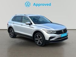 Gris Usado 2021 VW Tiguan Life SUV | 26.950 € (Un poco caro)