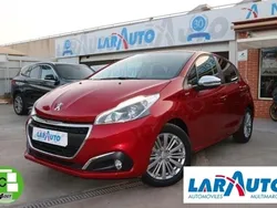 Usado 2018 Peugeot 208 Active Utilitario | 11.899 €