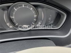 Negro Usado 2019 Volvo V40 Momentum Berlina | 13.800 € (Precio justo)