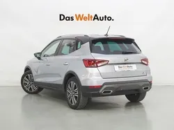 Gris plata Usado 2024 Seat Arona FR SUV | 21.100 € (Precio justo)