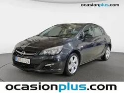 Negro Usado 2015 Opel Astra Selective Utilitario | 11.400 € (Precio justo)