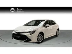 Blanco Usado 2024 Toyota Corolla Active Berlina | 26.500 € (Un poco caro)