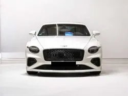 Blanco Nuevo 2024 Bentley Continental Berlina | 358.000 € (Caro)