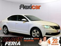 Blanco Usado 2019 Skoda Octavia Ambition Berlina | 16.290 € (Un poco caro)