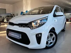 Blanco Usado 2024 Kia Picanto Utilitario | 13.700 € (Un poco caro)