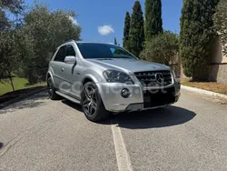 Gris / plata Usado 2008 Mercedes ML63 AMG AMG SUV | 39.000 € (Caro)