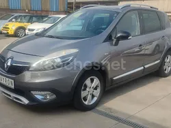 Gris / plata Usado 2015 Renault Scénic III Bose Edition Monovolumen | 9300 € (Precio justo)