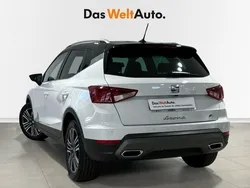 Blanco Usado 2024 Seat Arona FR SUV | 20.490 € (Precio justo)