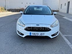 Blanco Usado 2015 Ford Focus Trend Berlina | 6690 € (Buen precio)