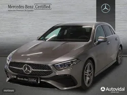 Gris montaña Usado 2024 Mercedes A180 AMG line Berlina | 34.900 € (Precio justo)