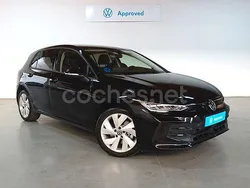 Negro Usado 2025 VW Golf VIII Match Berlina | 37.500 € (Caro)
