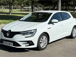 Blanco Usado 2023 Renault Mégane IV Equilibre Berlina | 17.600 € (Buen precio)