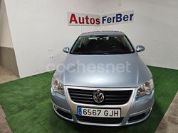 Azul Usado 2009 VW Passat Advance Berlina | 6600 € (Precio justo)
