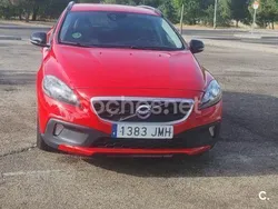 Rojo Usado 2016 Volvo V40 CC Momentum Familiar | 9300 € (Super precio)