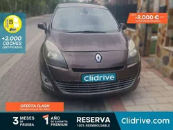 Marrón Usado 2009 Renault Scénic III Dynamique Monovolumen | 5890 € (Precio justo)