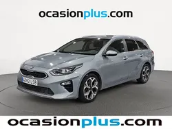 Gris plata Usado 2021 Kia Ceed Familiar | 19.264 € (Precio justo)