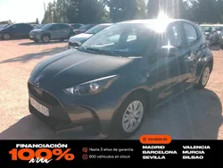 Gris Usado 2023 Mazda 2 Prime-Line Utilitario | 14.850 € (Buen precio)