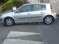 Gris / plata Usado 2005 Renault Mégane II Dynamique Berlina | 3200 € (Precio justo)