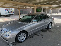 Beige Usado 2005 Mercedes CLK280 Elegance Coupe | 11.350 €