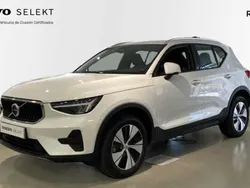 Blanco Usado 2024 Volvo XC40 Core SUV | 34.900 € (Buen precio)
