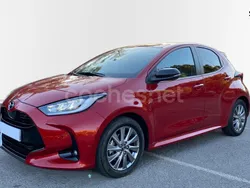 Rojo Usado 2023 Mazda 2 Utilitario | 20.900 € (Precio justo)