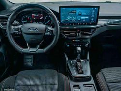 Negro Usado 2023 Ford Focus ST-Line Berlina | 18.650 € (Precio justo)