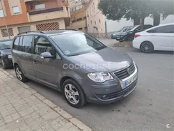 Gris / plata Usado 2007 VW Touran Edition Monovolumen | 6500 € (Caro)