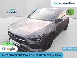 Gris / plata Usado 2021 Mercedes CLA200 Shooting Brake Familiar | 30.890 € (Precio justo)