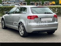 Gris / plata Usado 2010 Audi A3 Sportback Ambition Utilitario | 8300 € (Precio justo)