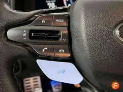 Azul Usado 2023 Hyundai i20 Berlina | 27.390 € (Precio justo)