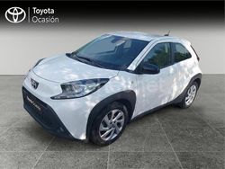 Blanco Usado 2022 Toyota Aygo X Play SUV | 12.890 €