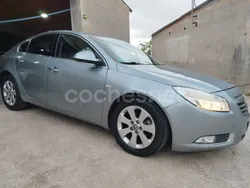 Gris / plata Usado 2010 Opel Insignia Essentia Berlina | 8000 € (Un poco caro)