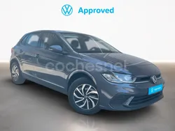 Gris / plata Usado 2024 VW Polo Life Berlina | 19.500 € (Precio justo)